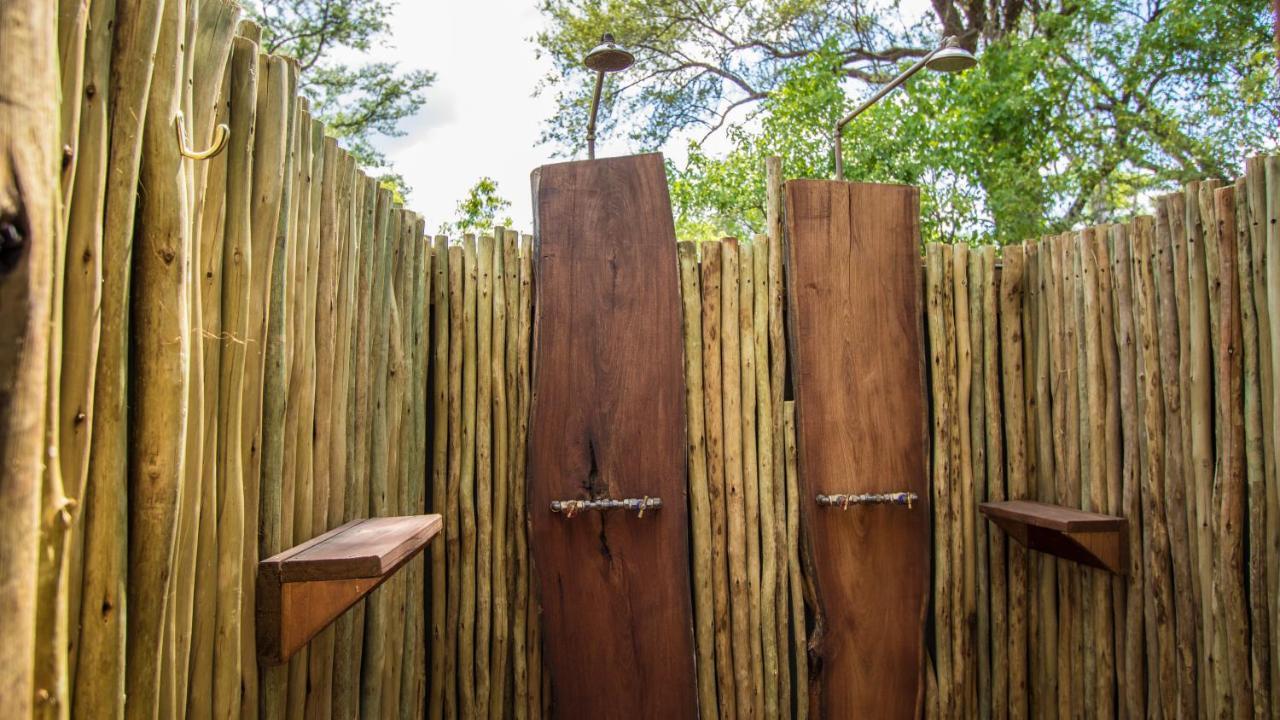 O Bona Moremi Safari Lodge Khwai Exterior photo